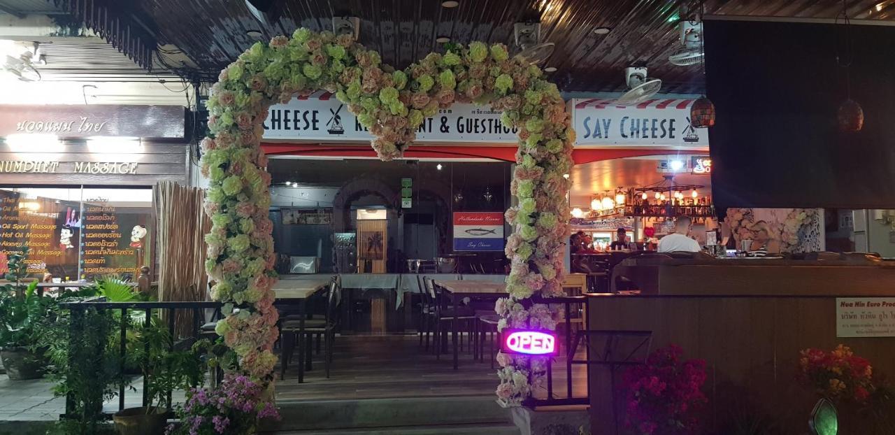 Restaurant & Guesthouse Say Cheese Hua Hin Exterior photo