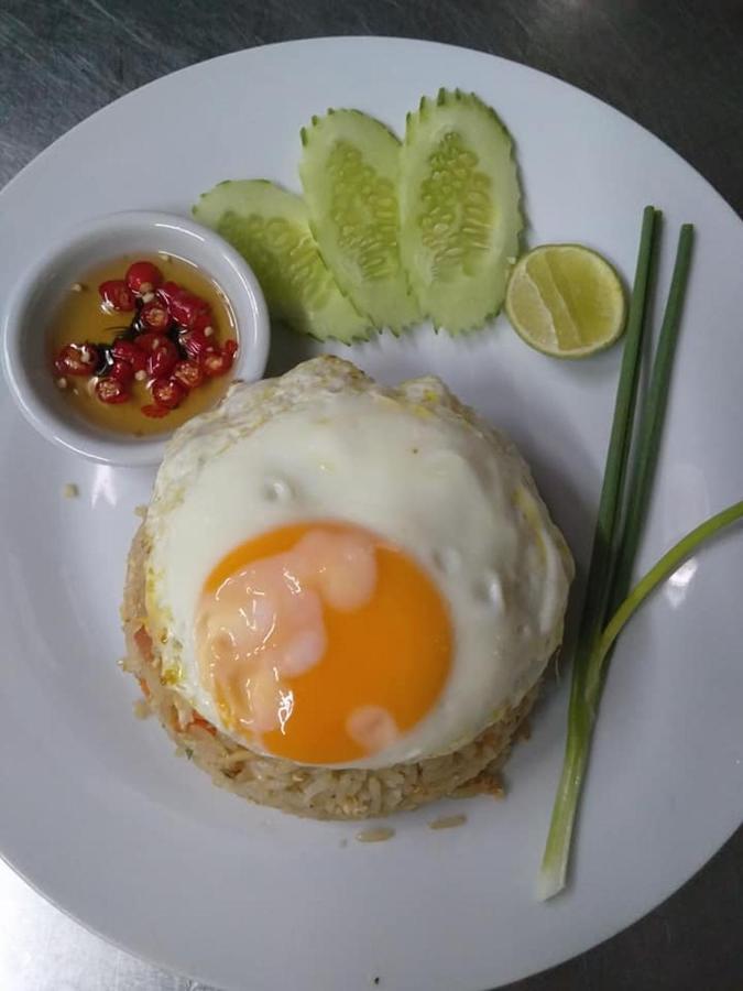 Restaurant & Guesthouse Say Cheese Hua Hin Exterior photo